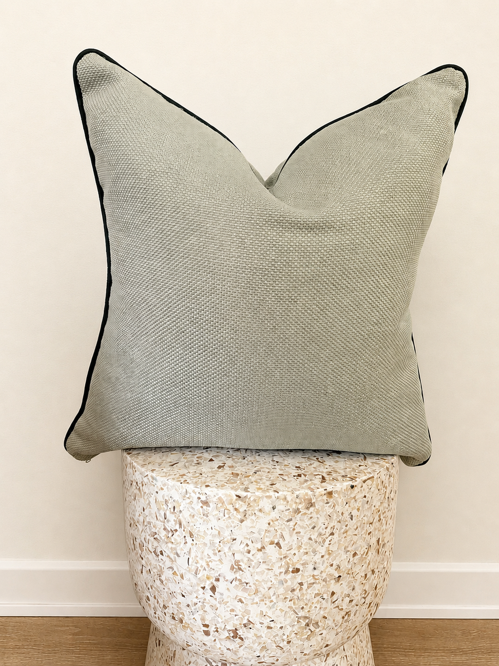 The Olive  Hue Cushion